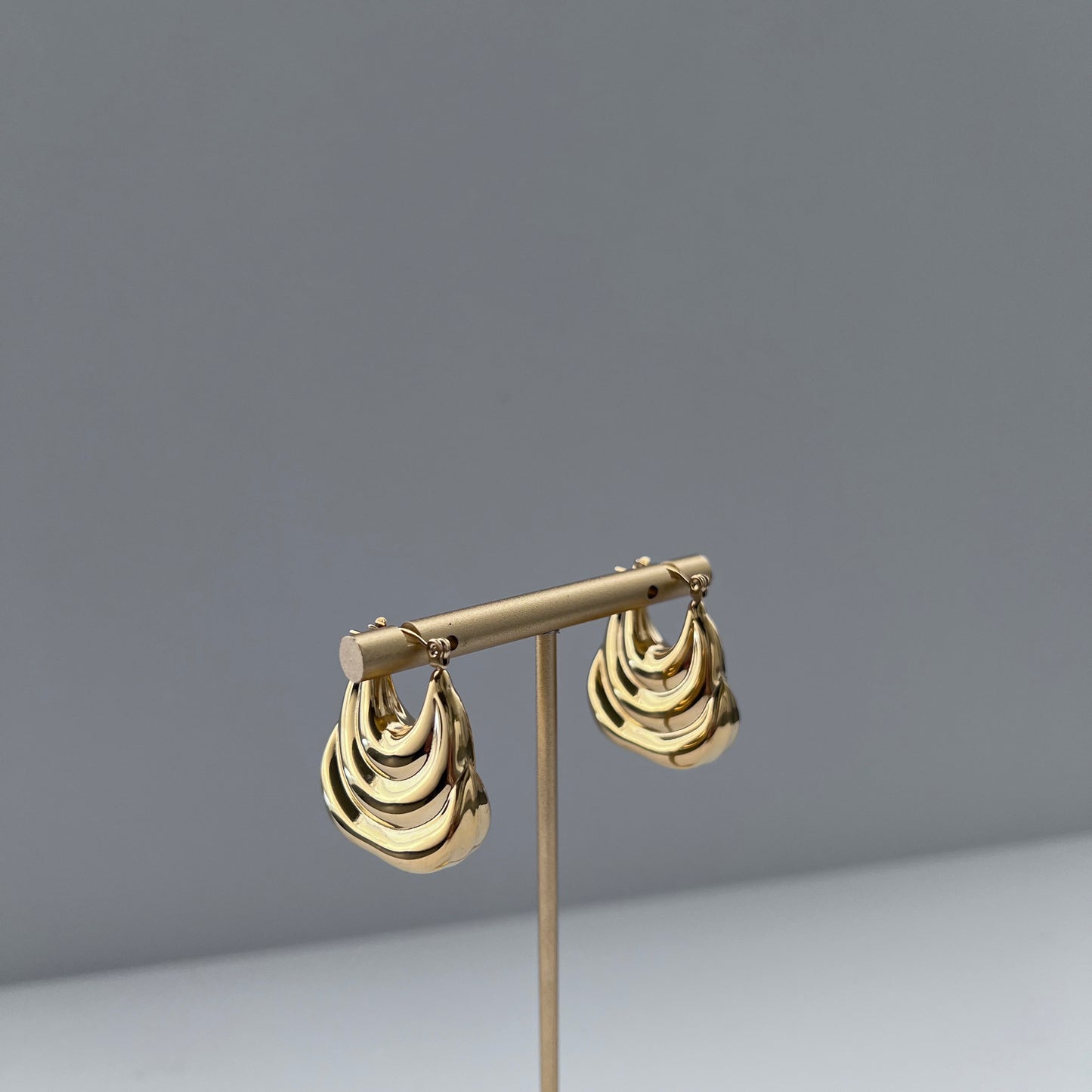 GOLD CLOUD HOOPS