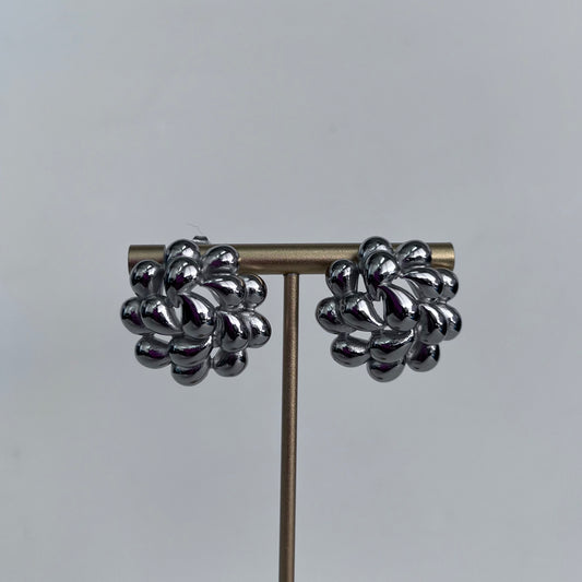 CHROME WHIRL STUDS