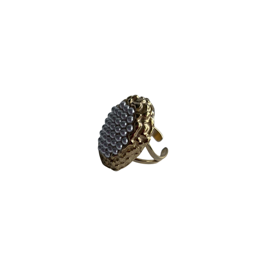 THE GOLD CLUSTER PEARL RING