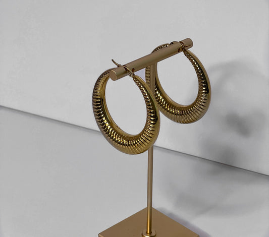 SOCIALITE HOOPS